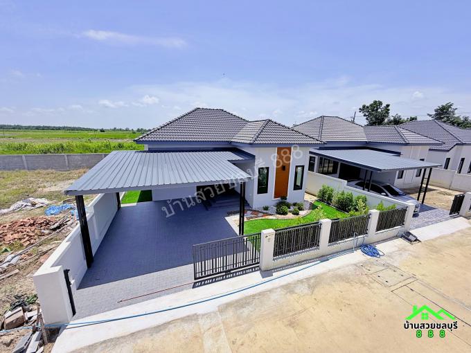 ขายบ้านเดี่ยว พื้นที่เยอะๆ โครงการรดาทรัพย์ (บ้านรดาทรัพย์) (Radasub)ทำเล หนองชาก-บ้านบึง ราคาเริ่ม 2.xx ล้าน